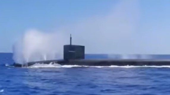 Sub_air_vent_dive